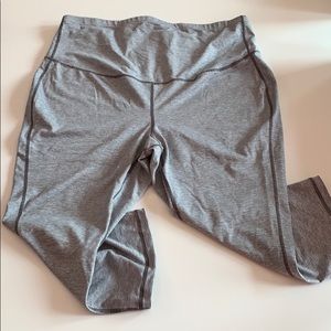 Maternity high rise workout capris